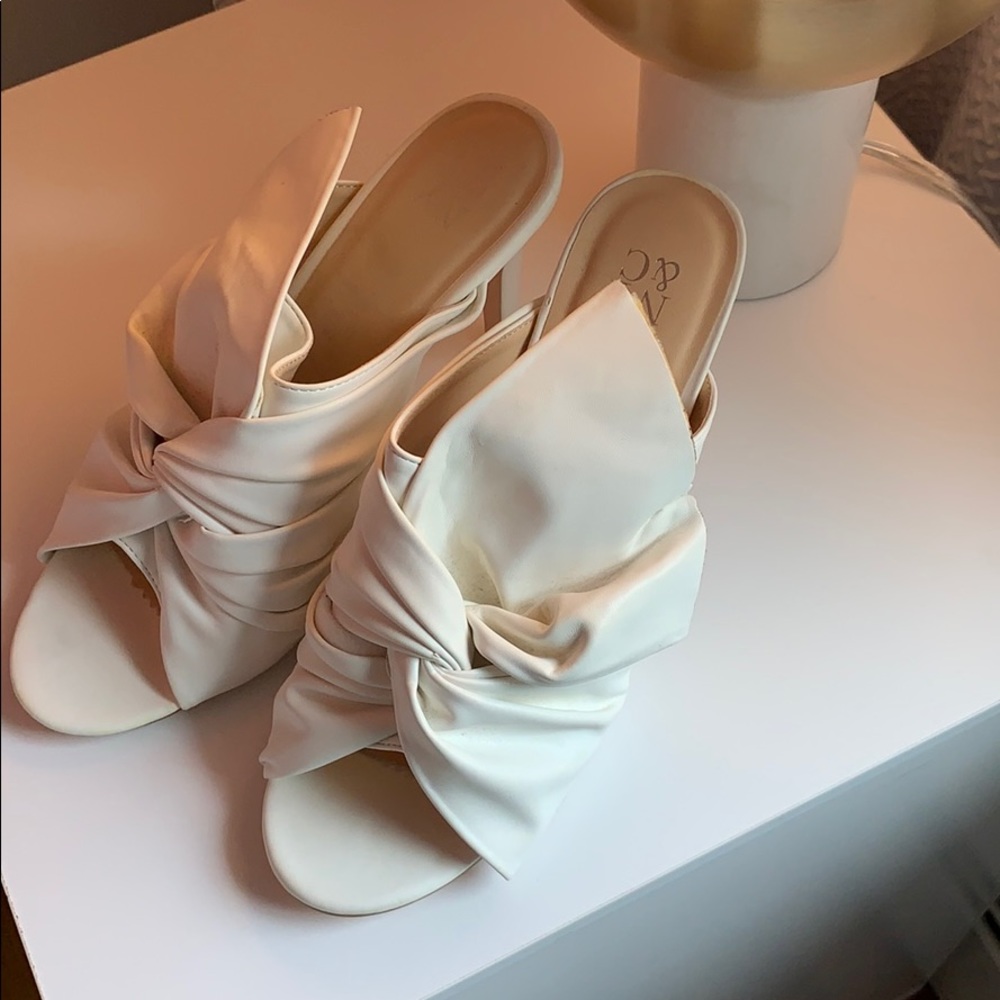 Sandals - Picture 5 of 6